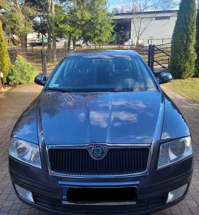 Skoda Octavia cena 16000 przebieg: 283000, rok produkcji 2011 z Rzeszów małe 37